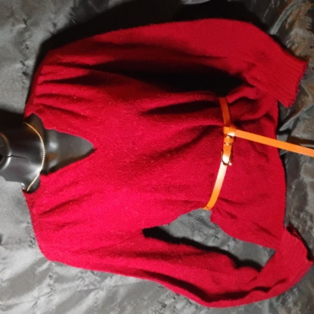 Vintage Wine Red V-Neck Textured Sweater